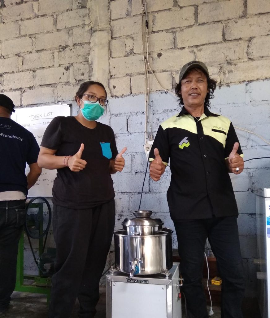 3. Ibu Chandra - Denpasar - Meat Mixer MMX-R22 - 14 September 2020