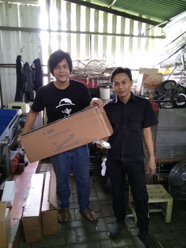 PT. Sriboga Bakeries Integrasi, Sentul, Hand Sealer