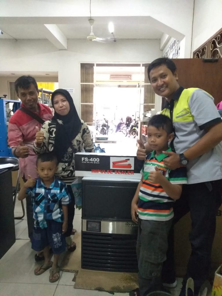 Bapak Hariono - Sampang Madura - Mesin Es Batu ICB-120P dan Hand Sealer FS-400 - 22 Januari 2020 - DONE