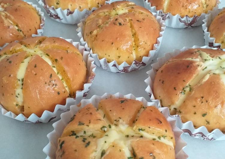 Garlic Cheese Bread